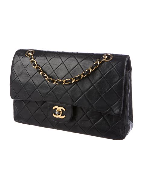 vintage chanel medium flap